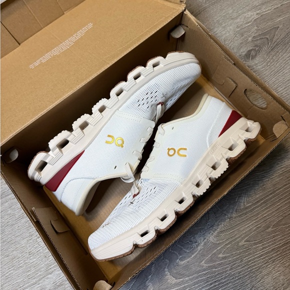 •ON CLOUD• CLOUD X4 PEARL IVORY SNEAKERS - Picture 2 of 11